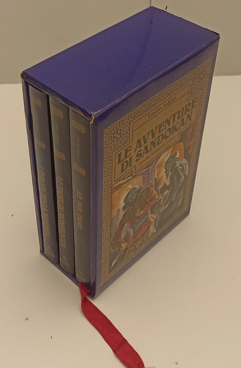 LN- LE AVVENTURE DI SANDOKAN COFANETTO 3 VOLUMI- SALGARI- MONDADORI- 1985- C-RGZ
