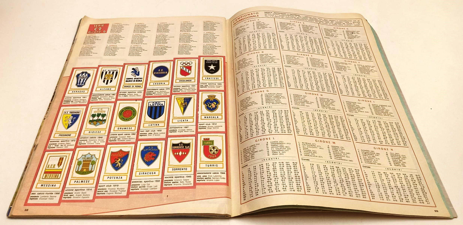 AA- ALBUM FIGURINE CALCIATORI PANINI 1982/83 COMPLETO - CAMPIONATO CALCIO- LBM24