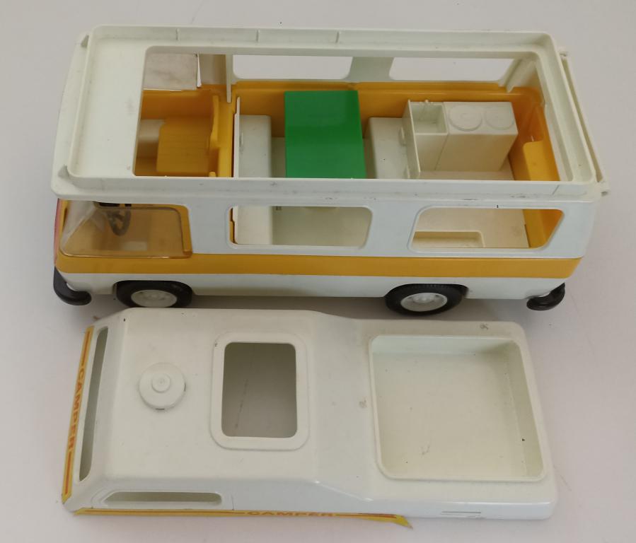 GG- ACTION FIGURE PLAYMOBIL CAMPER GEOBRA CON ACCESSORI ART. 3258- GTTS18