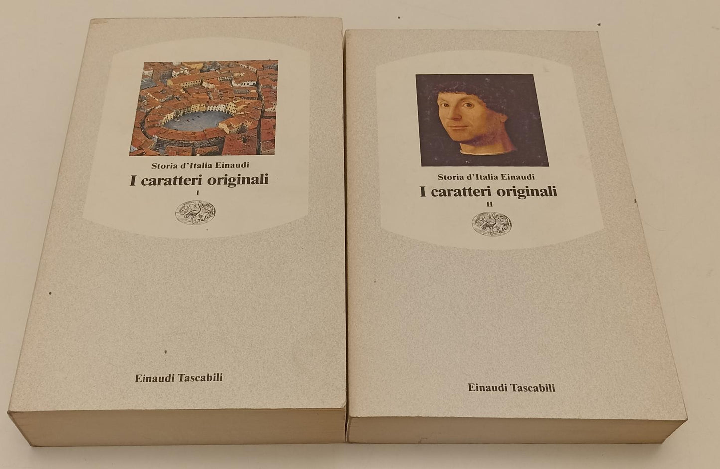 LS- STORIA D'ITALIA EINAUDI I CARATTERI ORIGINALI 2 VOLUMI- TASCABILI- 1989- XFS