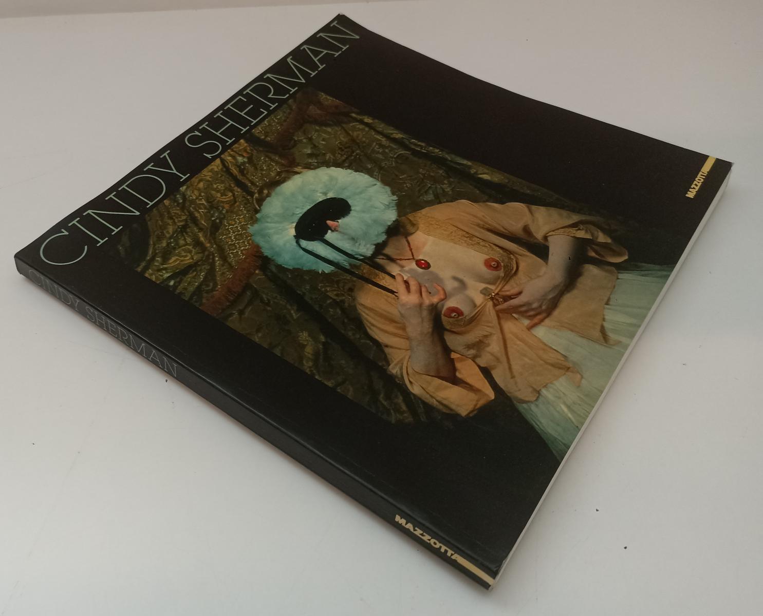 LT- CINDY SHERMAN CATALOGO MOSTRA MILANO -- MAZZOTTA --- 1990 - B - ZFS548