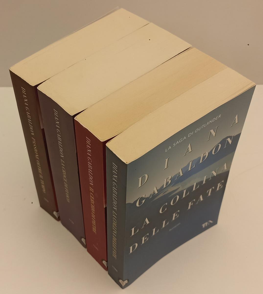 LF- LA SAGA DI OUTLANDER 4 VOLUMI CROCE FUOCO - DIANA GABALDONI- TEA---- B- XFS