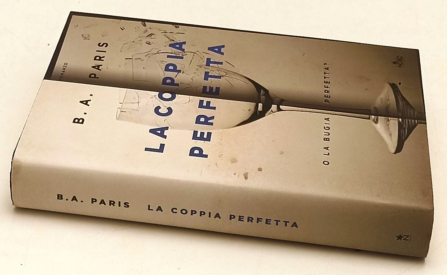 LN- LA COPPIA PERFETTA O LA BUGIA PERFETTA? - B.A. PARIS - NORD ---- CS - ZFS161