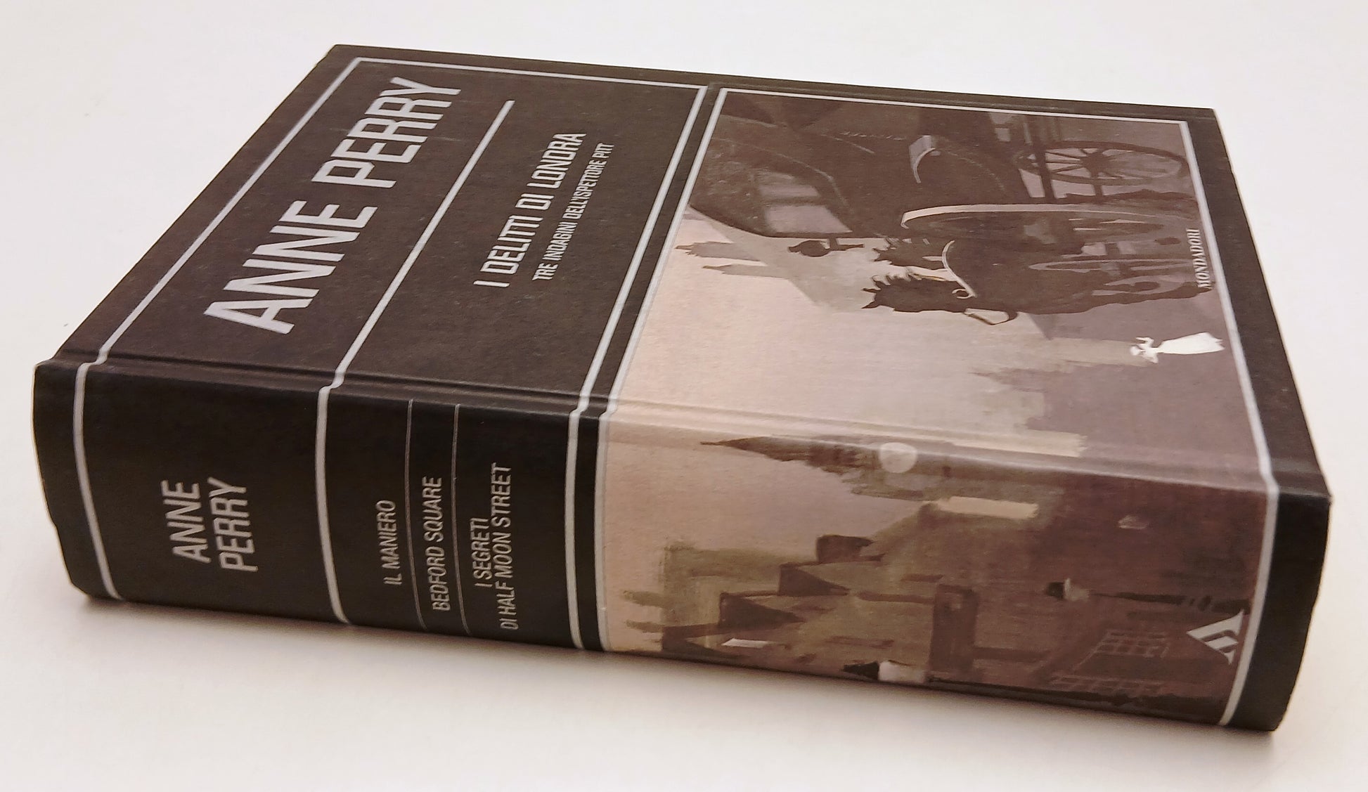 LG- I DELITTI DI LONDRA- ANNE PERRY- MONDADORI- OMNIBUS GIALLI-- 2002- CS- ZFS53