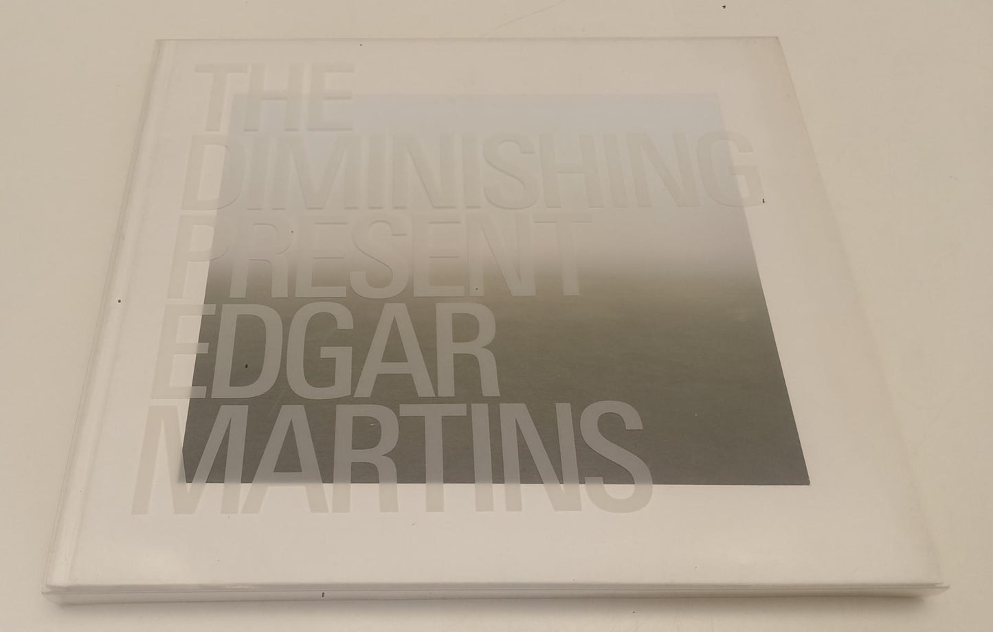 LT- THE DIMINISHING PRESENT EDGAR MARINES VOLUME FOTOGRAFICO - 2006 - C - YFS285