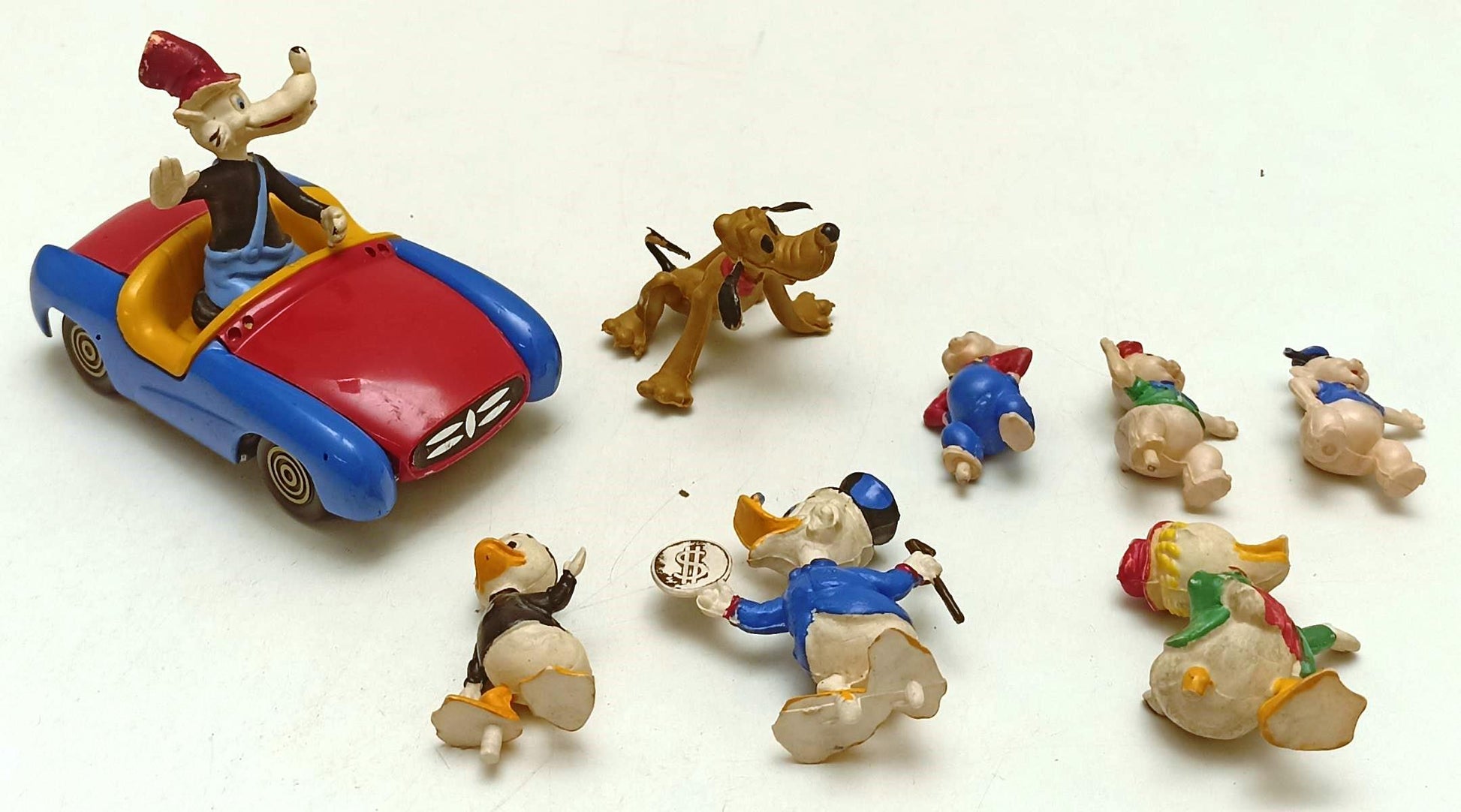 GG- GADGET DISNEY VINTAGE EZECHIELE AUTO POLITOYS ZIO PAPERONE QUA PLUTO- GTTS14