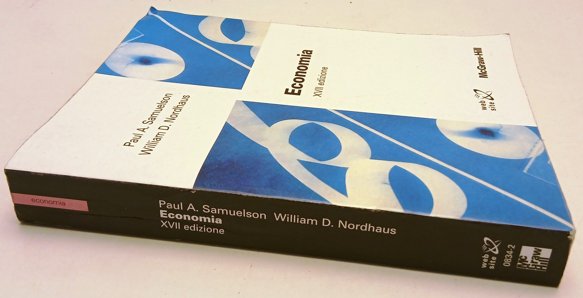 LZ- ECONOMIA - PAUL SAMUELSON EILLIAM NORDHAUS - McGRAW HILL --- 2002- B- YFS445