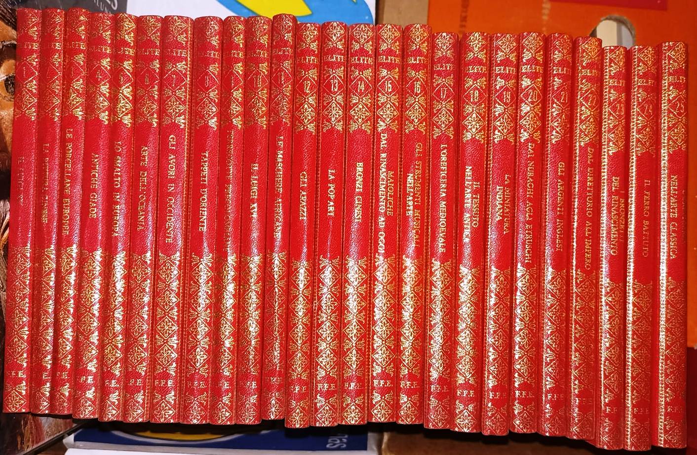 LT- ENCICLOPEDIA ELITE 60 VOLUMI COMPLETA ARREDAMENTO COMPLETA- FABBRI- 1966- C- YFS
