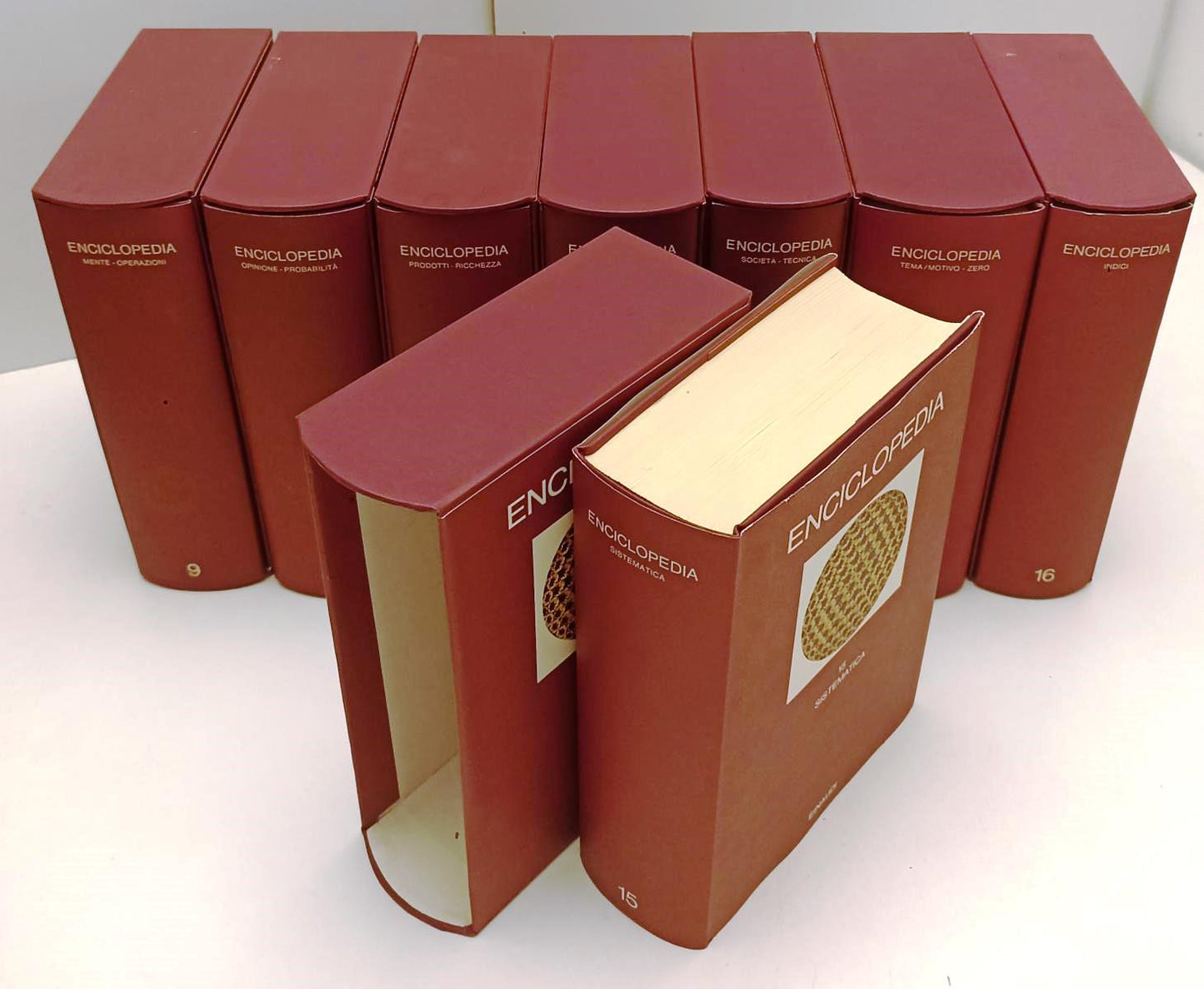 LZ- ENCICLOPEDIA EINAUDI 16 VOLUMI COMPLETA -- EINAUDI --- 1977/1984 - BLCG22