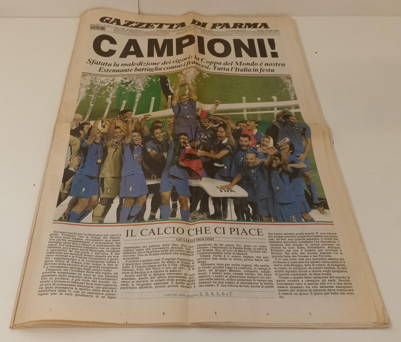 LC- QUOTIDIANO GAZZETTA DI PARMA 10 LUGLIO 2006 ITALIA CAMPIONE MONDO - RVSa187