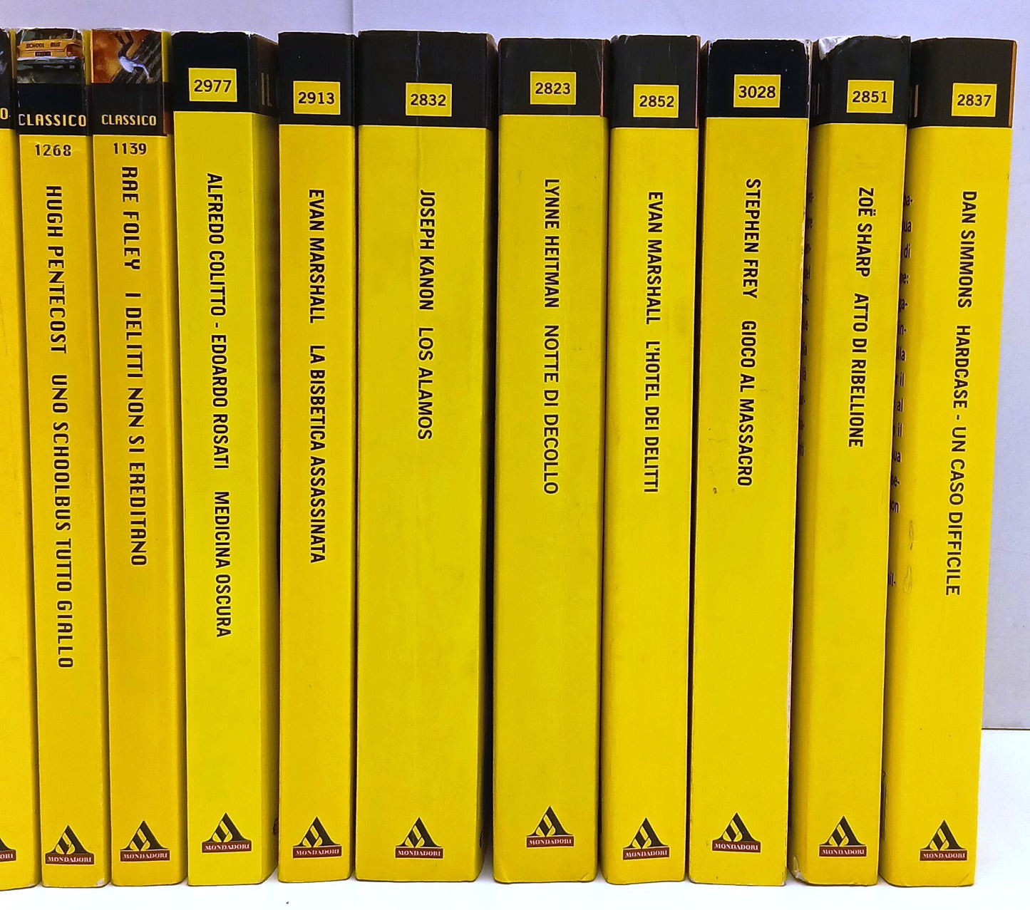LG- LOTTO GIALLI MONDADORI aa.vv.  40 VOLUMI OFFERTA - B - BLCP10
