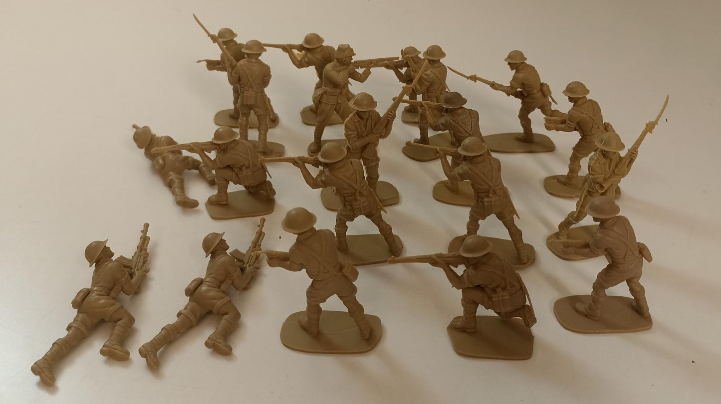 GG- LOTTO 20 SOLDATINI FIGURE in plastica rigida - GTTS55