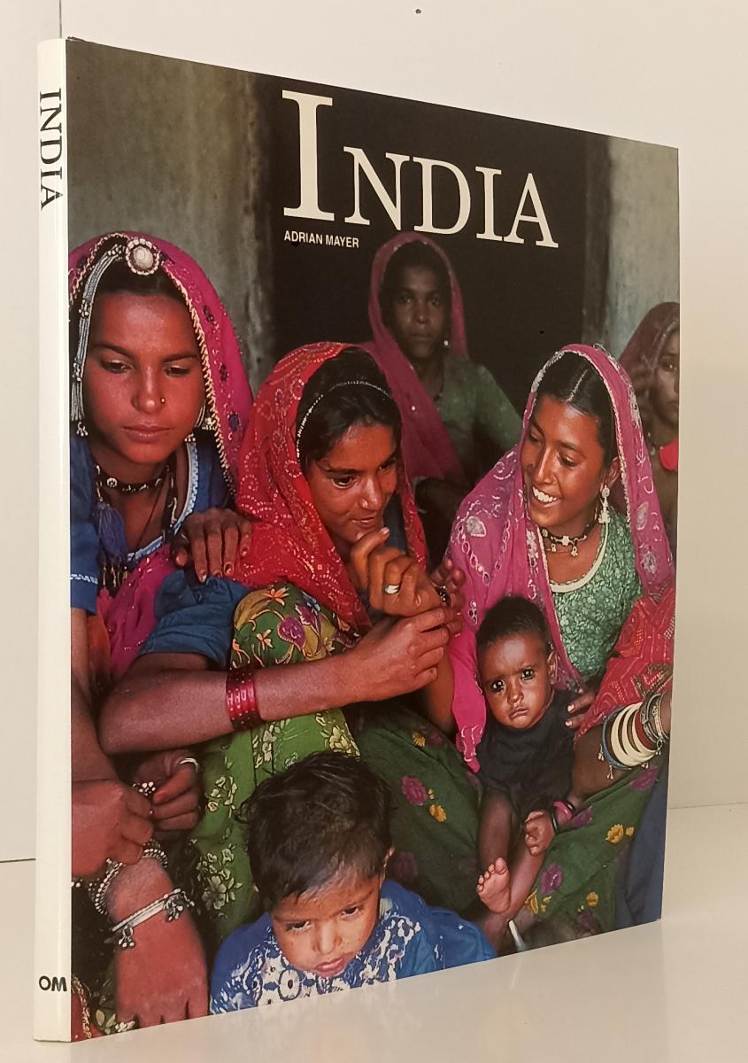 LT- INDIA FOTOGRAFIE - ADRIAN MAYER - BOOK SERVICE --- 1994 - CS - YFS104