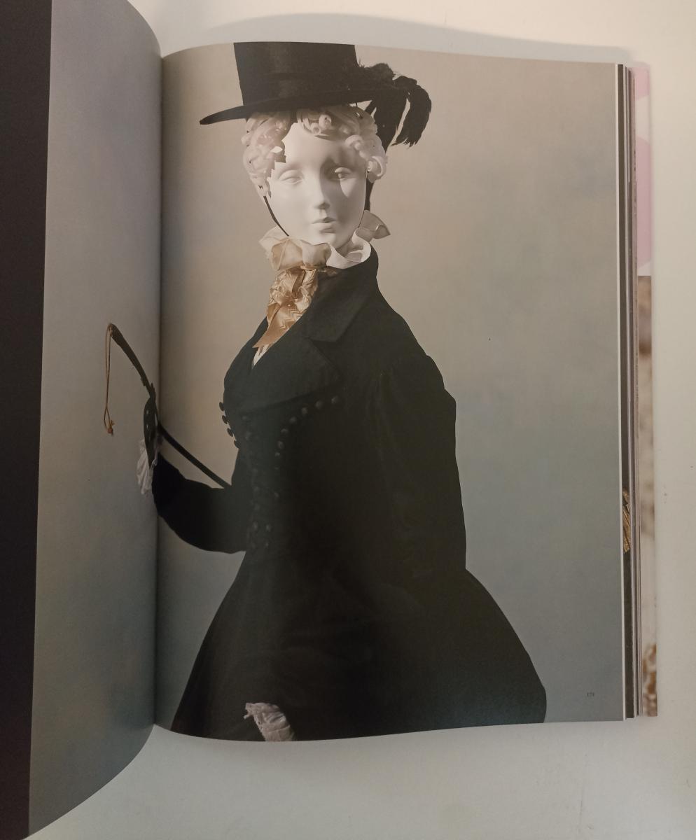 LZ- LA MODA DAL XVIII AL XX SECOLO COFANETTO 2 VOLUMI KYOTO -- TASCHEN- 2002- CS