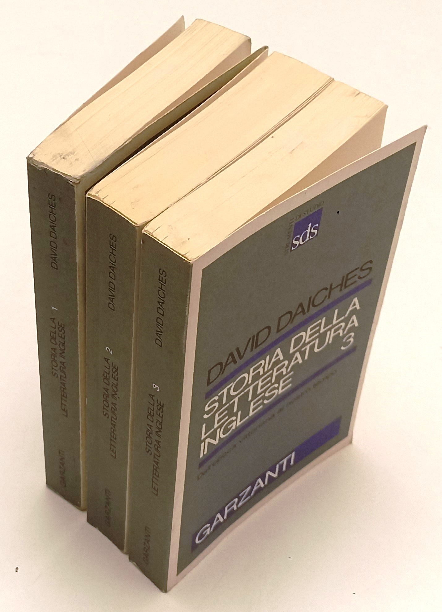 LS- STORIA DELLA LETTERATURA INGLESE 3 VOLUMI- DAVID DAICHES- GARZANTI- B-ZFS164