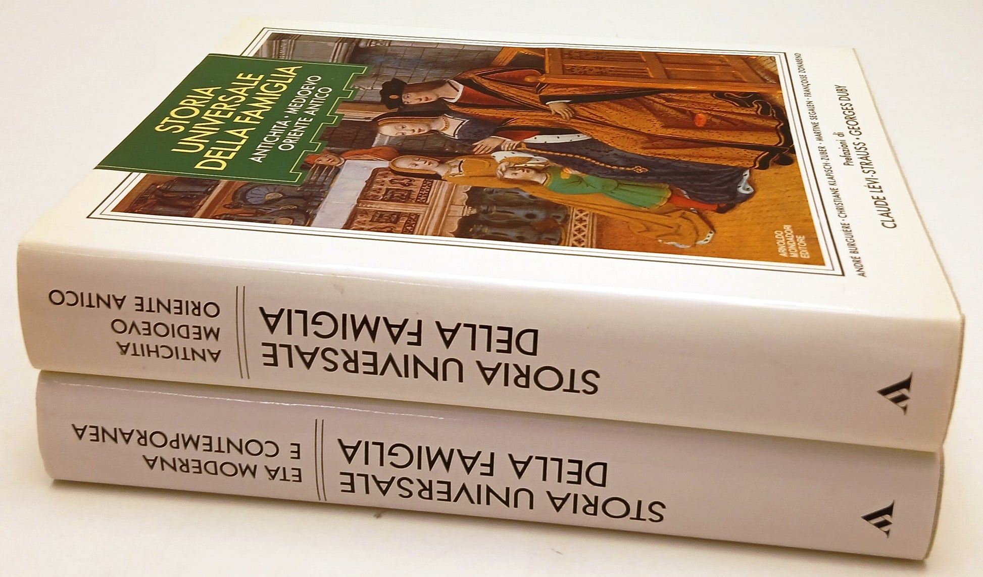 LZ- STORIA UNIVERSALE FAMIGLIA VOL I/II-- MONDADORI- LE PALME-- 1987- CS- YFS694