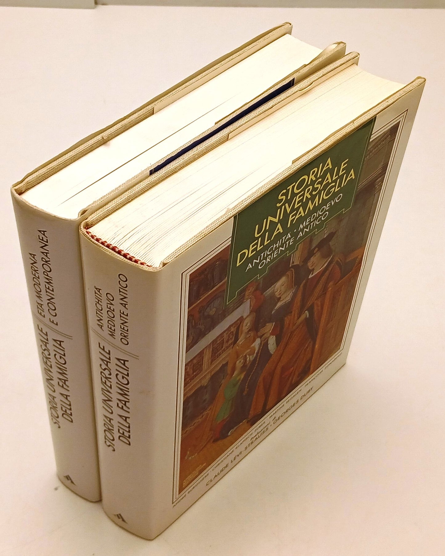 LZ- STORIA UNIVERSALE FAMIGLIA VOL I/II-- MONDADORI- LE PALME-- 1987- CS- YFS694