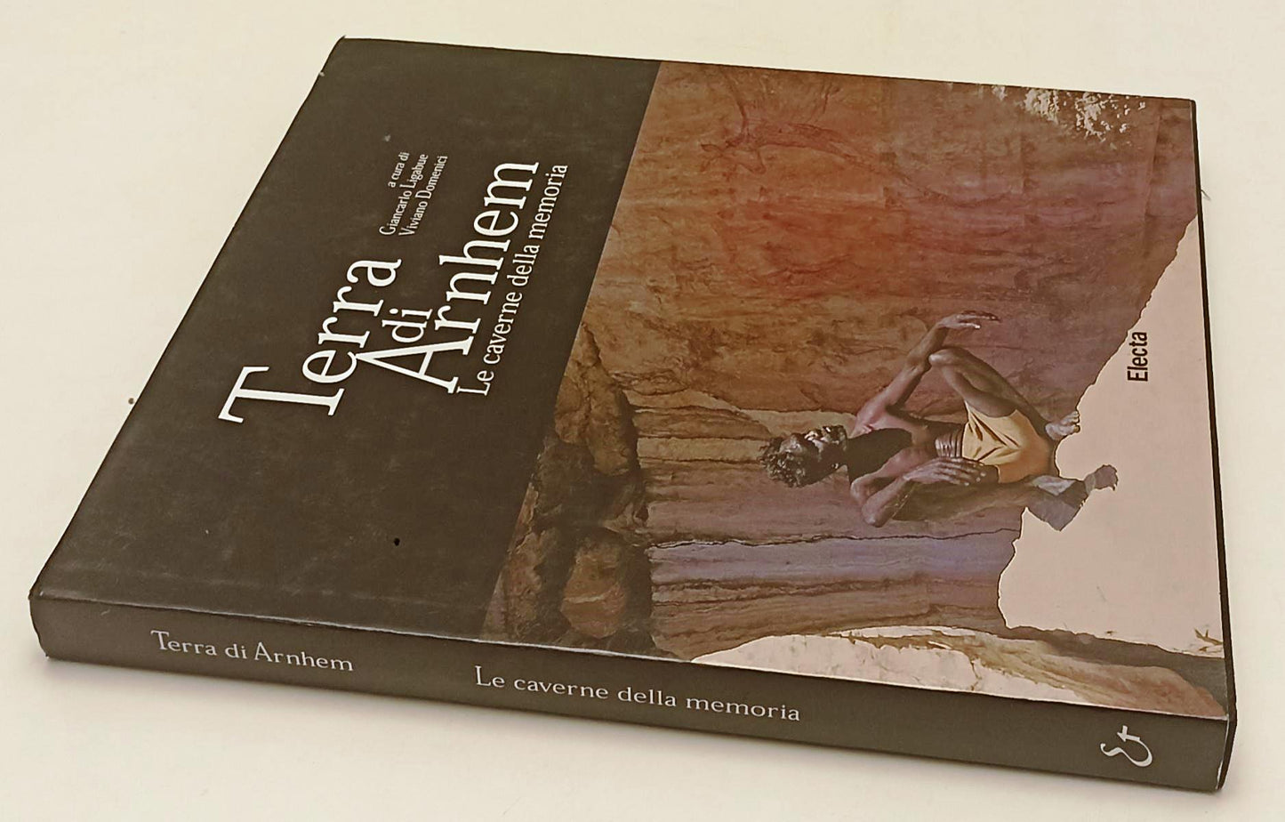 LT- TERRA DI ARNHEM LE CAVERNE CAVERNE DELLA MEMORIA-- ELECTA--- 2001- B- WPR319
