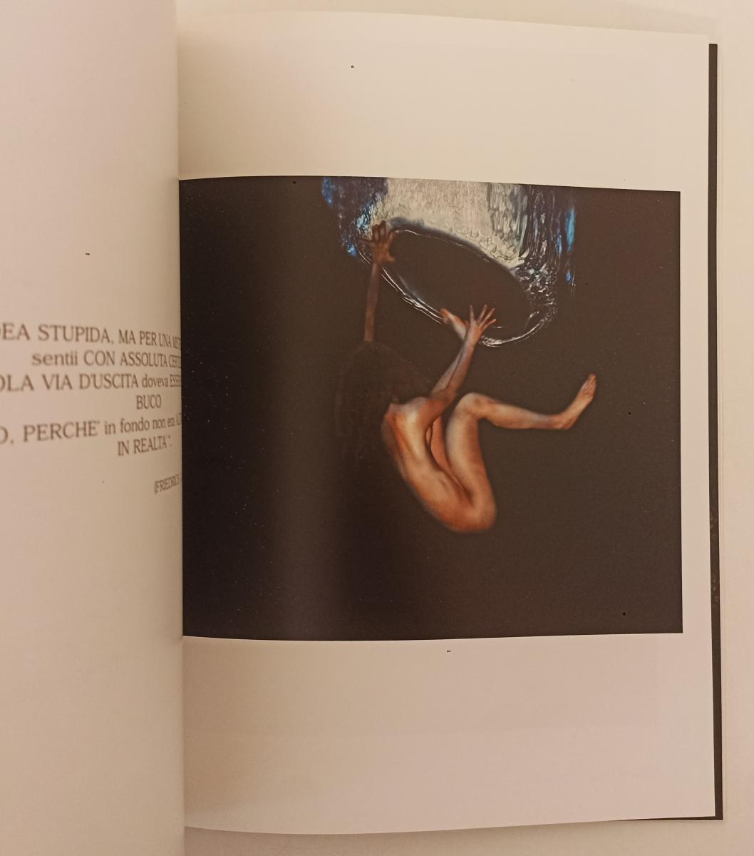 LT- CATERINA NOTTE WORMHOLES -- BONELLI ARTE CONTEMPORANEA --- 2001- B- XFS162