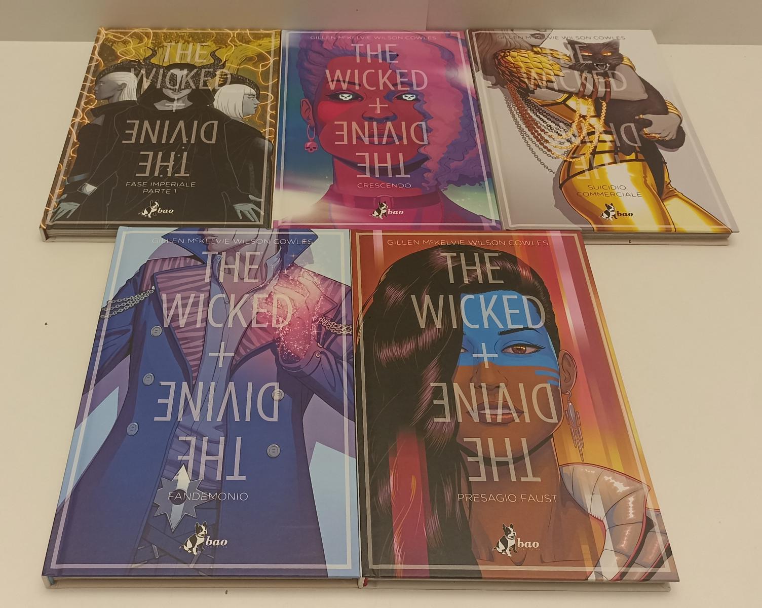 FV- THE WICKED + THE DIVINE 1/5 VOLUMI - McKELVIE COWLES - BAO -- C- A24